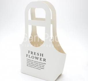 Сумочка "Fresh Flowers" белый сред. Сумочка "Fresh Flowers"