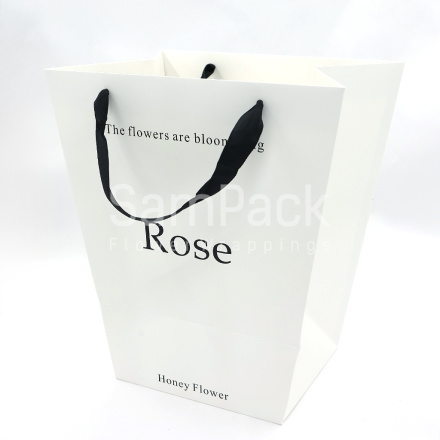 Пакет подарочный "Rose" белый 182/07 30*34*20cm Пакет подарочный